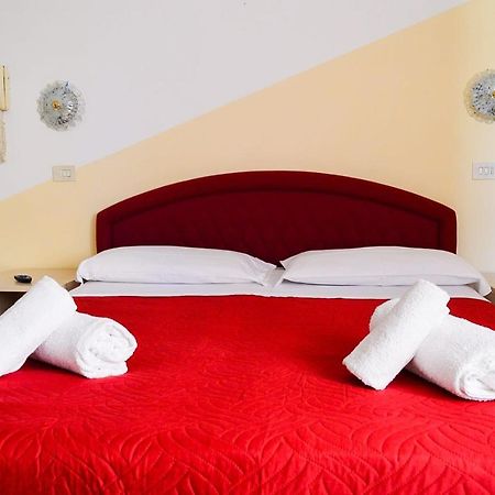 Hotel Cirene Rimini Exterior photo